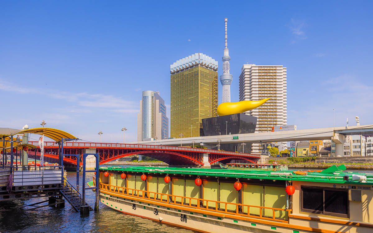 Azumabashi Bridge Is Tokyos Most Viral Photo Spot