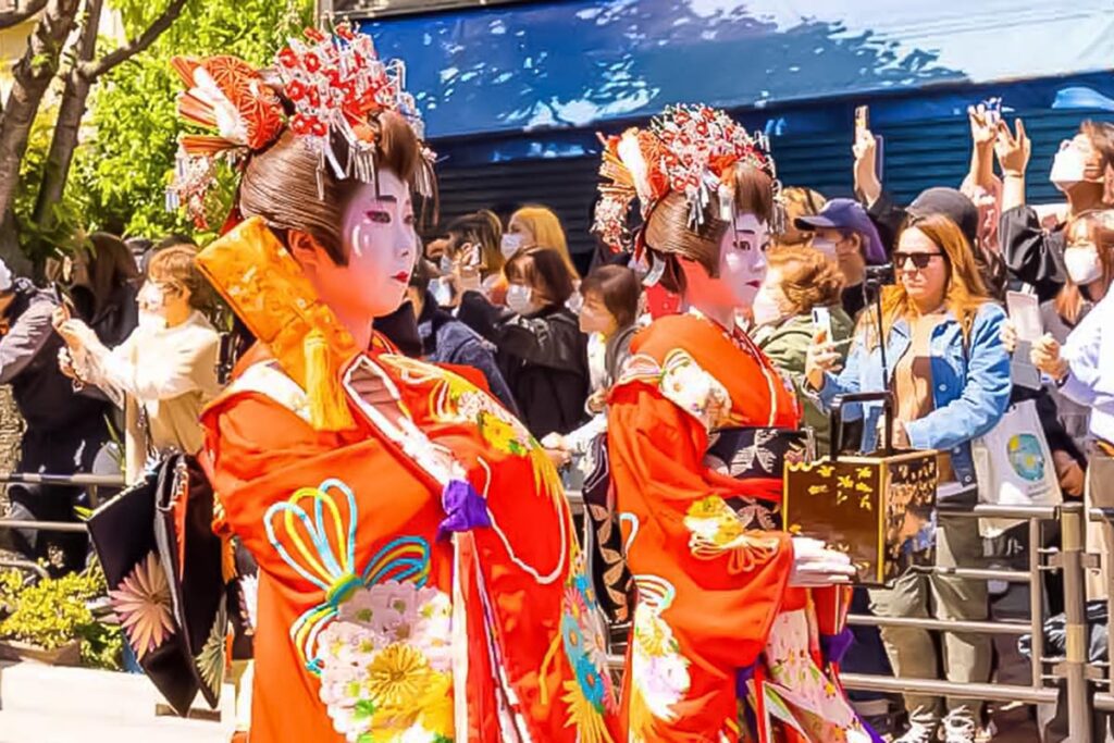 Cute Geisha at Asakusa Kannon-ura Sakura Festival