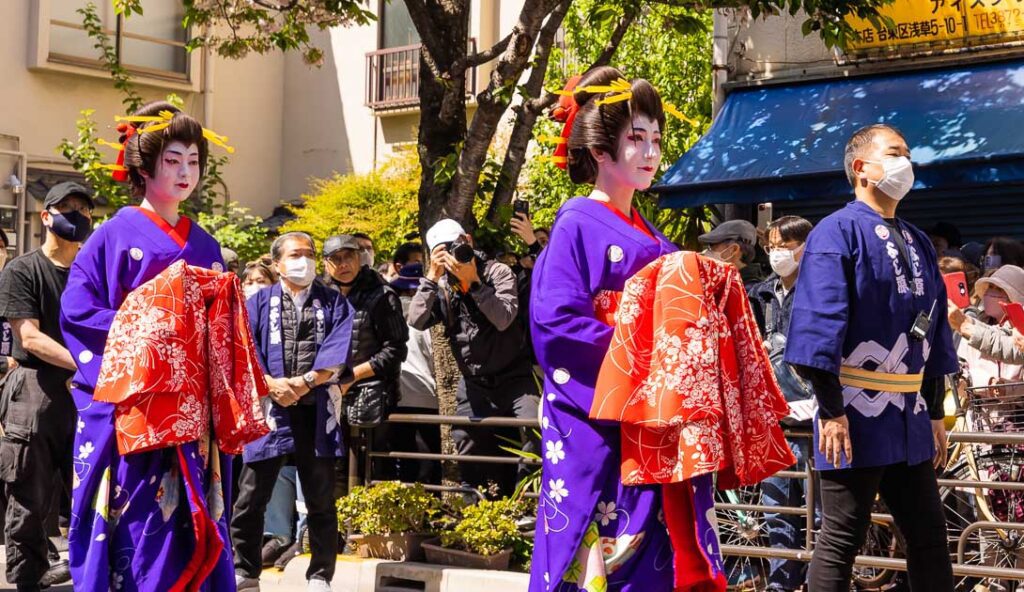 Back row of Main Orian of Asakusa Kannon-ura Ichiyo Sakura Festival