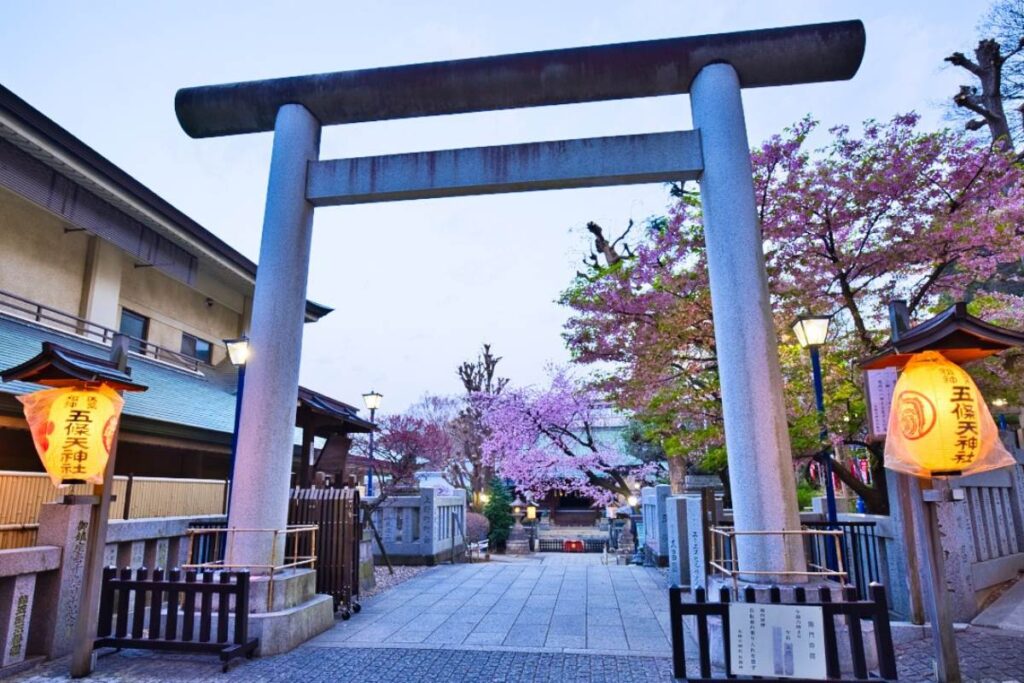Gojenji Shrine Uenokoen