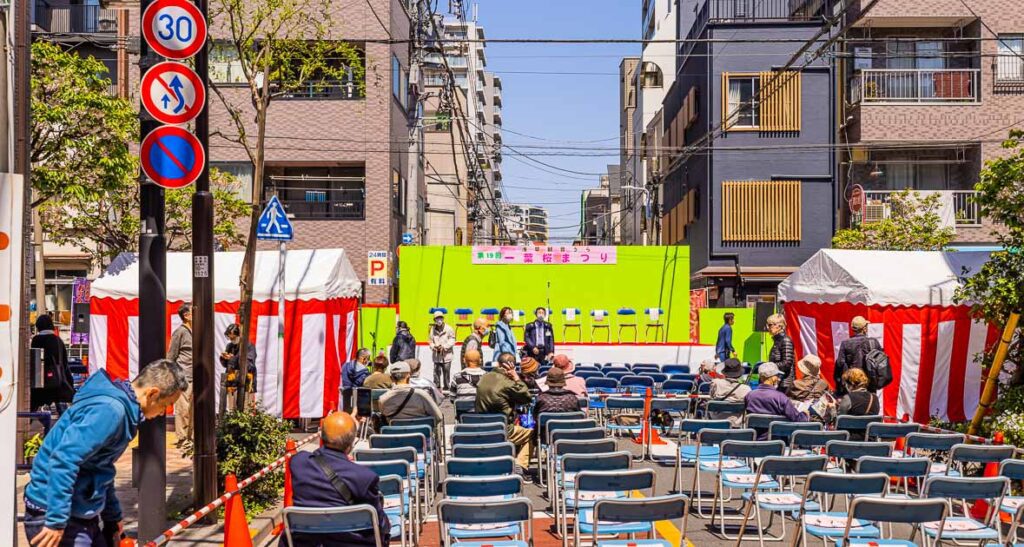 Priority reserve seats at Asakusa Kannon-ura Ichiyo Sakura Festival