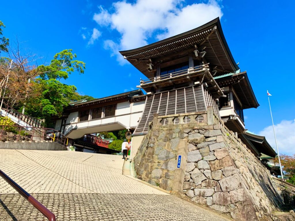 Nagasaki Shrine gate